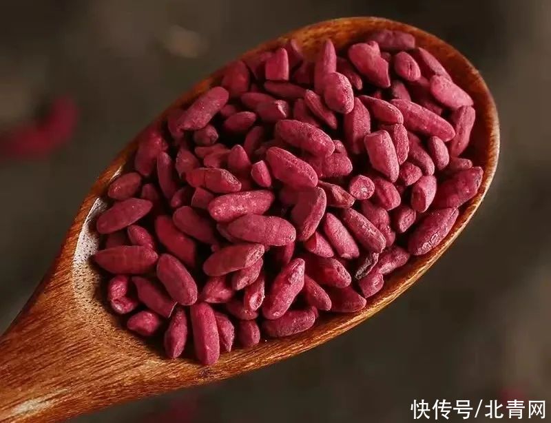 红曲|护血管只知道吃三七？天然“血管清道夫”，中医常用它泡水喝