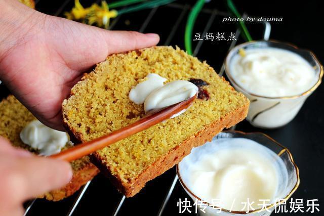 无油无糖,还不用揉面!这款粗粮面包,简单快手,健康又味美