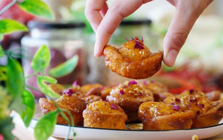 给年夜饭加道菜,“招财进宝”端上桌,寓意年年有余,财源广进