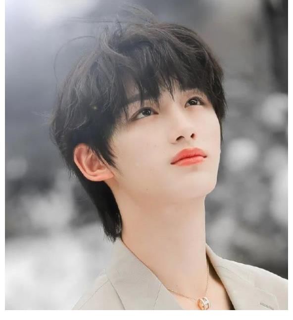 谢娜|吴彤评宋亚轩为一张白纸,选他的理由实力打脸瞧不上丁程鑫的人