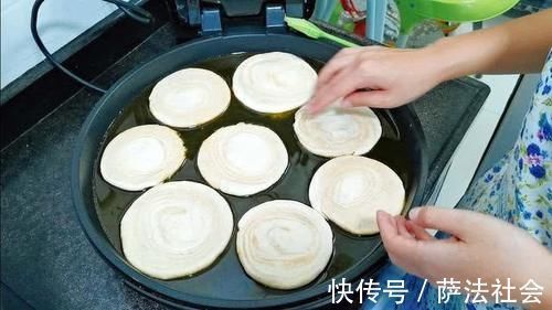 面粉别捣鼓做蛋糕了,现在流行它比蛋糕简单,比油条好吃,收藏