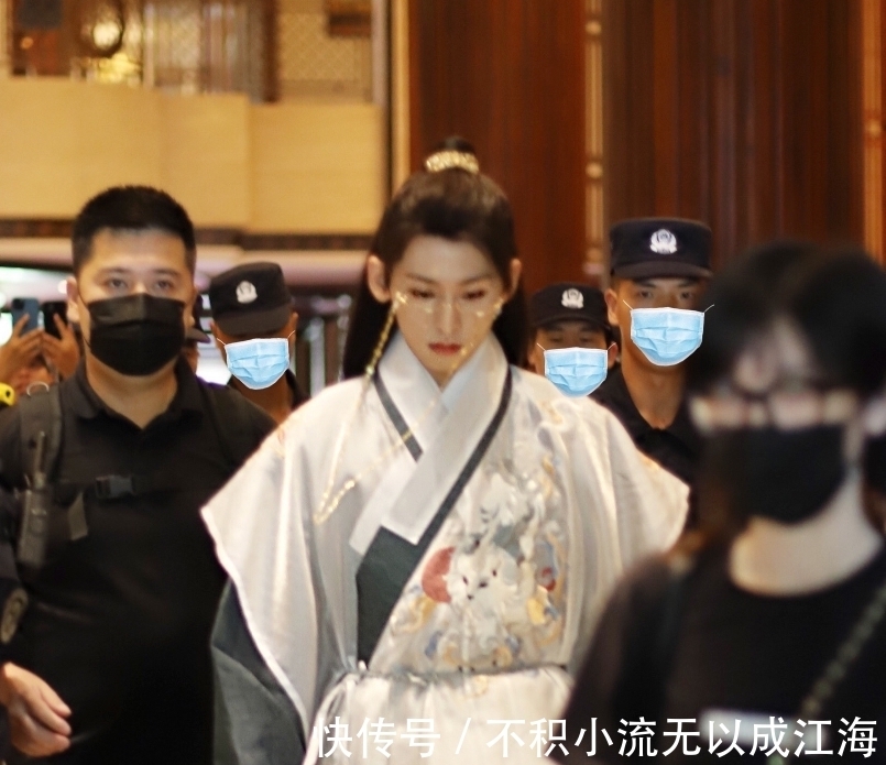 关晓彤|《最后的赢家》要火！六位顶流明星加盟，看到唯一女常驻追定了
