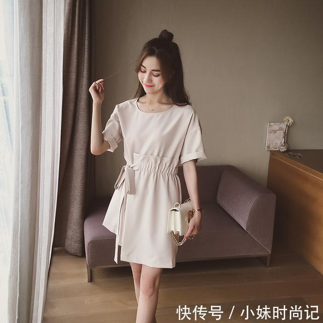 小女人|爱美的你，何不将美美的连衣裙进行到底