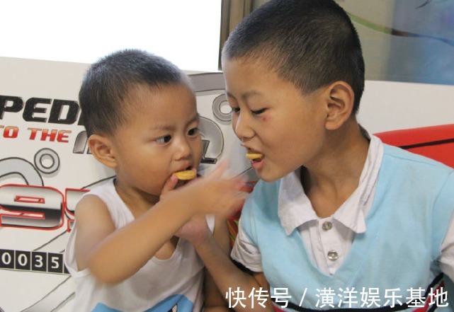 积食|6岁男孩2年没长个，只因爱吃这种饭，儿科医生：很多家长都在喂