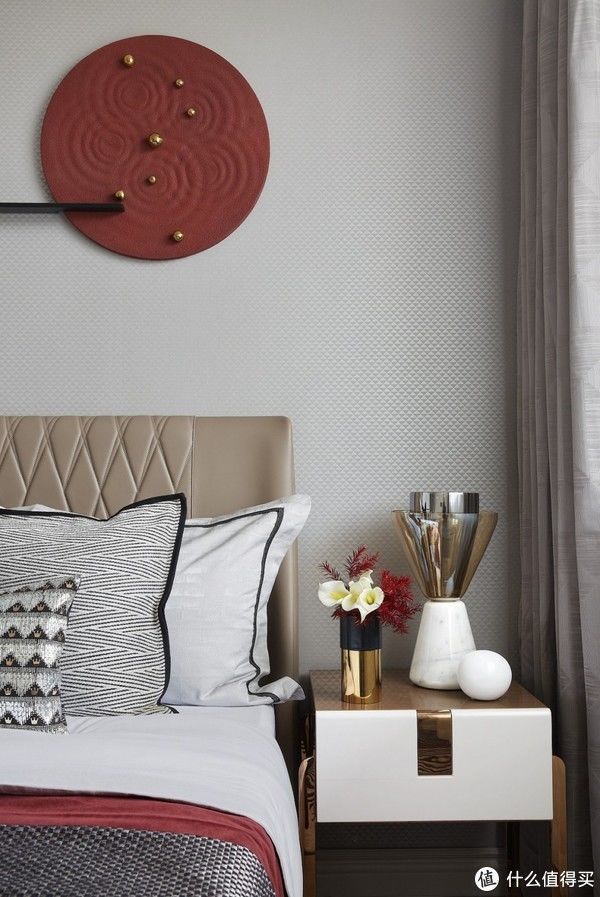 色调|参观了他的115㎡新家,才明白什么是轻奢感,一家人住着真舒服!