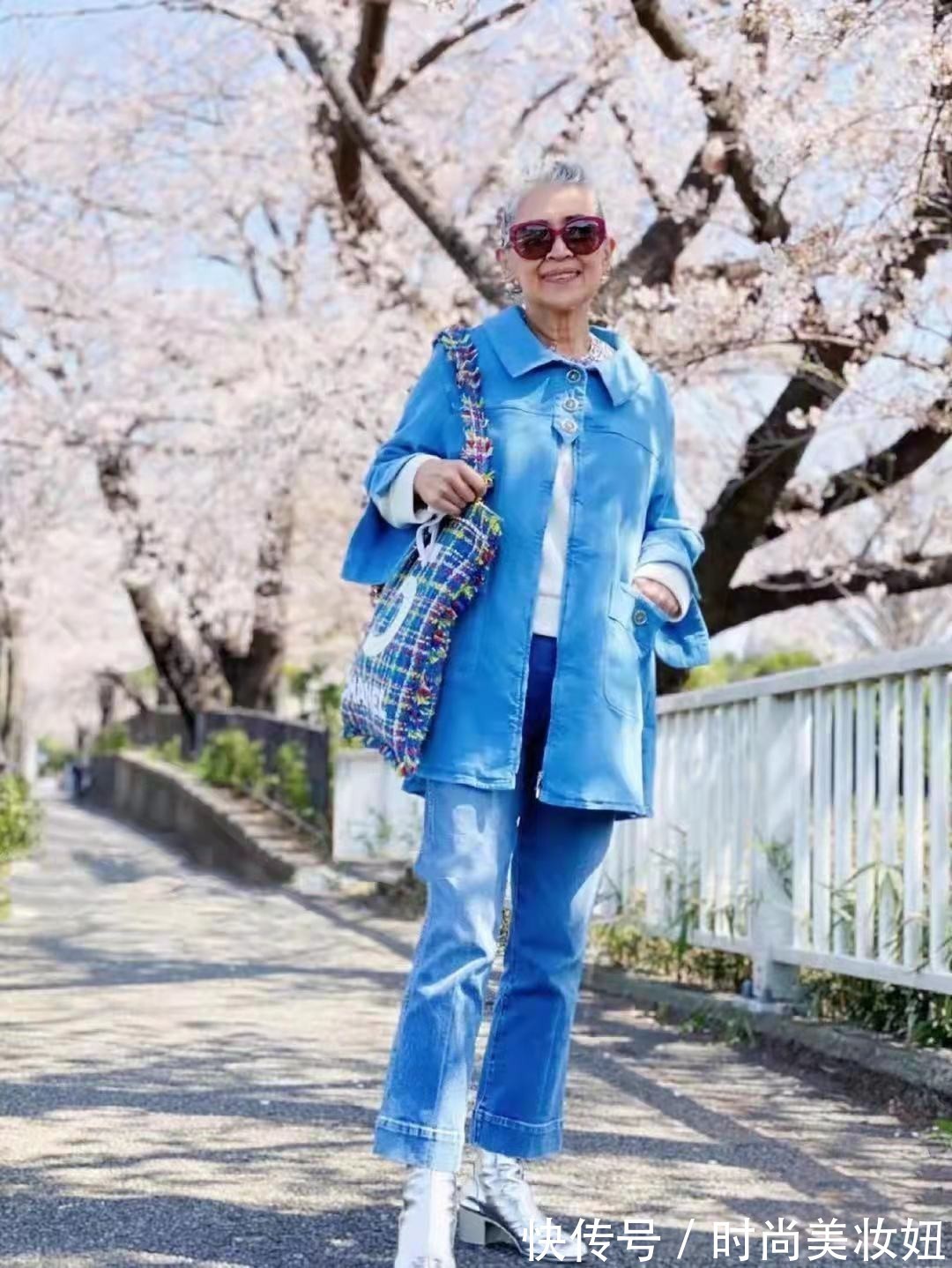 搭配|这是我见过"最会穿"的奶奶,靠穿搭年轻20岁,50+女人该学一学