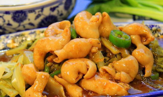 解馋|猪大肠炒不脆?只需简单1步,做出来的大肠脆爽不韧,真解馋!