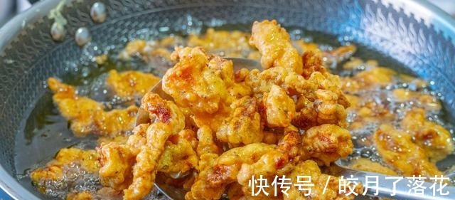 炸小酥肉时,面糊是关键,花椒是灵魂,1种做法2种吃法,超正宗!