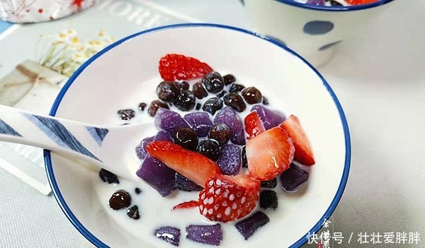 自己在家做好喝甜品，一揉一煮料多味美，粗细搭配冷热皆宜