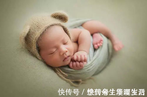 宝妈|新生儿眼睛睁开晚,到底是怎么回事?新手妈妈不用担心!