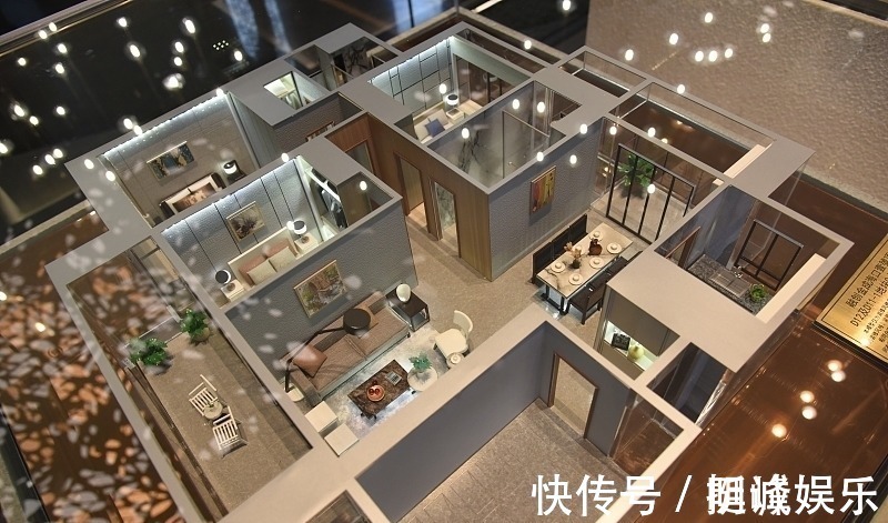 中间户|2021年买房,3种户型不建议买,过来人住着不舒适,要避开