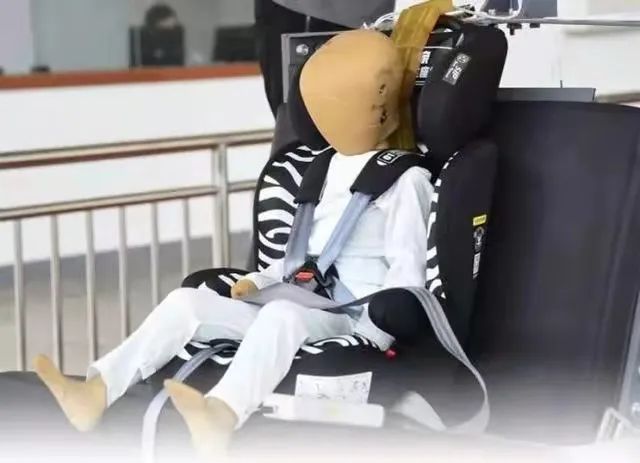 安全座椅|早就该这么干！儿童安全座椅使用纳入立法