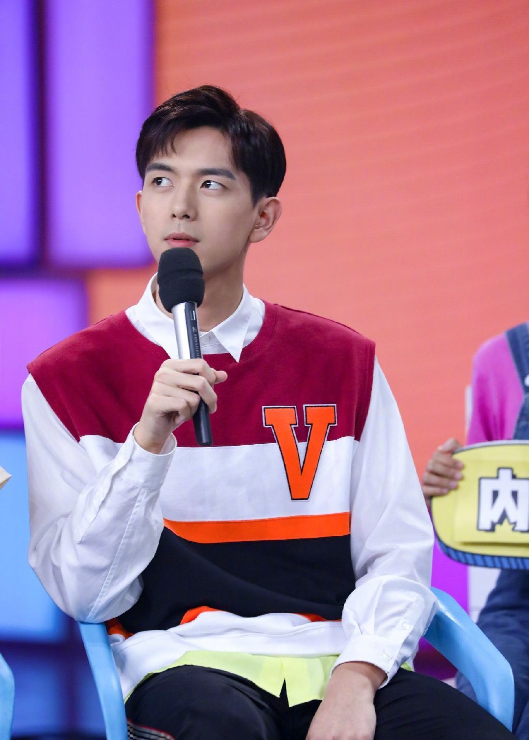 杨紫带火的李现邓伦,同台《快本》谁人气高谁注意这三分钟镜头