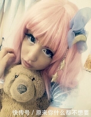 整容|这化妆技术比整容还高,每天花3个小时化妆,变身成”芭比娃娃“