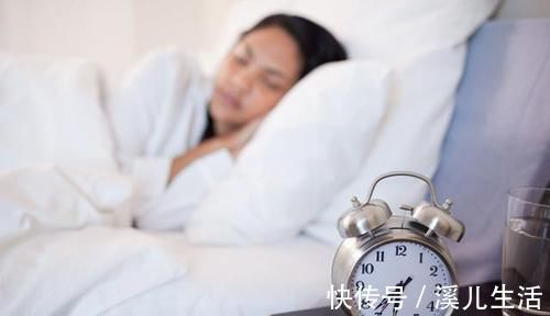 失眠多梦|失眠最怕一种“水”，每晚喝两口，远离焦虑抑郁，瞌睡虫不请自来