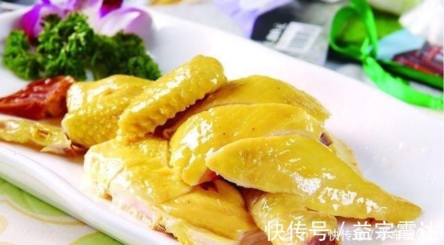 大厨教你在家做白切鸡,皮脆肉嫩,一吃停不下来,做法其它也不难