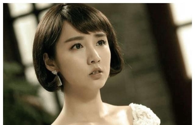 吕一|胡歌带她入行,唐嫣将她带火,大家都想娶她,今36岁如同少女!