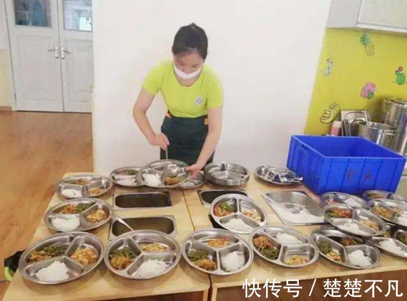 农民|“幼儿园大锅饭是给给农民吃的”无理妈妈的蠢行为,被孩子打脸了