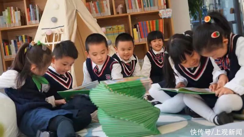 星外小人国奇遇记@作家走进市西小学开设阅读讲座,用文学滋润孩子们的心田