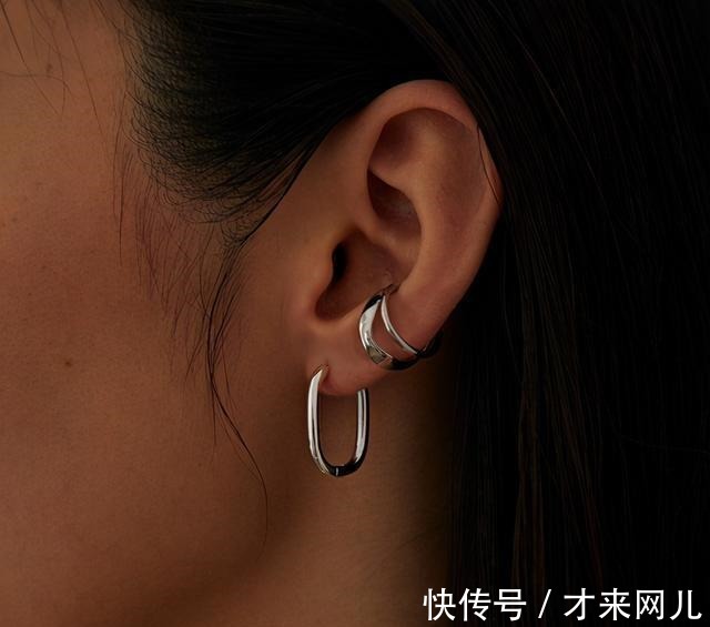 丝巾 最近流行一种风格,叫“心机女孩的不心机穿搭”,照搬着用就很美!