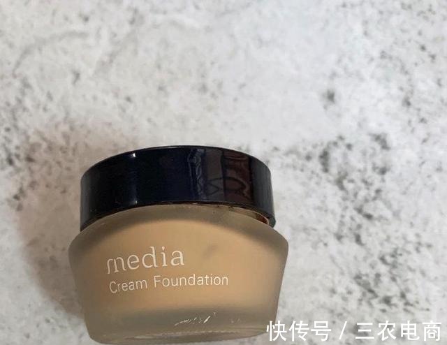 遮瑕膏 适合干皮的粉底液!