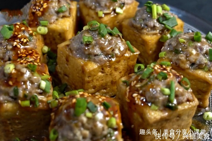 我家年夜饭总少不了此菜,简单好吃又好看,鲜嫩多汁又解馋