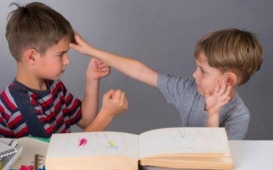 三观|“你家WIFI密码怎么改了万一我孩子考不上清华,你负责吗”