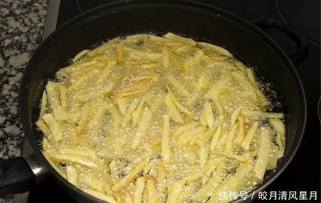土豆条|自从学会了土豆这做法,口感酥脆,孩子们爱不释手抢着吃