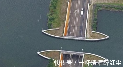 安全性@全球独一无二的桥,远看中间像“断裂”一般,车辆经过却从不减速