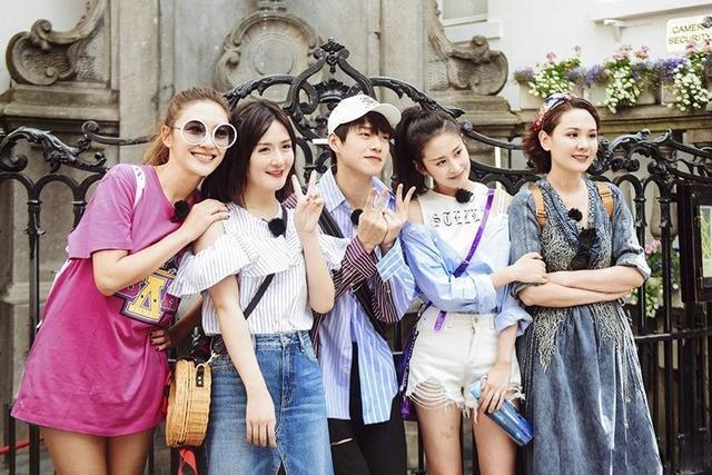 谢娜终于想起还有个徒弟叫蔡徐坤了准备在新节目里力捧蔡徐坤