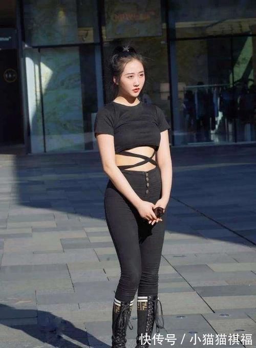 长款 曼妙长裙,微风拂过,感觉特别美丽时尚满满!