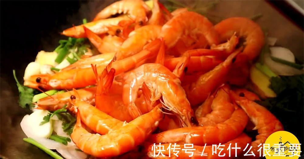 渔民|老渔民教我一招，不加一滴水，煮出的白灼虾比饭店还好吃