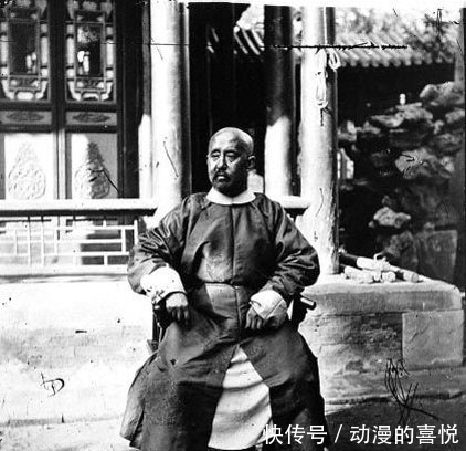 清朝|清朝罕见老照片：新娘子下花轿，最后一张是清代一品官员！