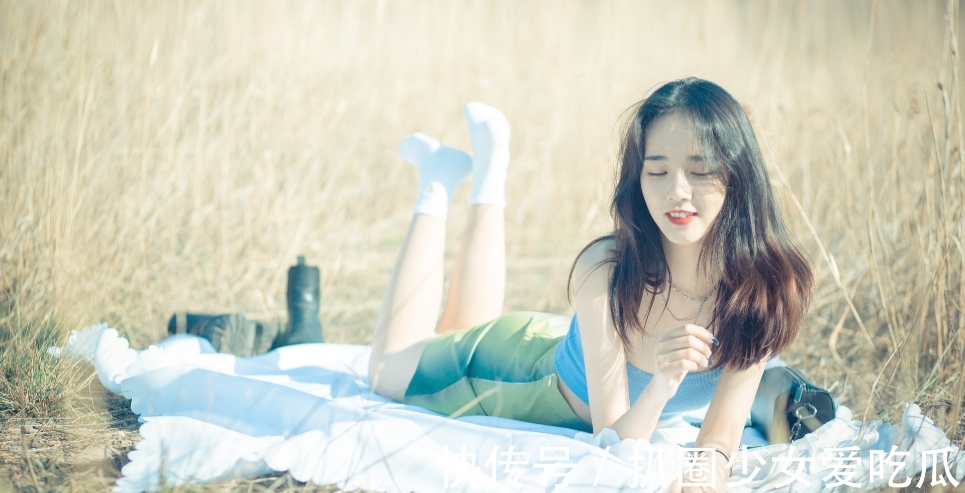 英贤&原创对联·八副丨一片红漪摇绿水,千根白藕出乌泥