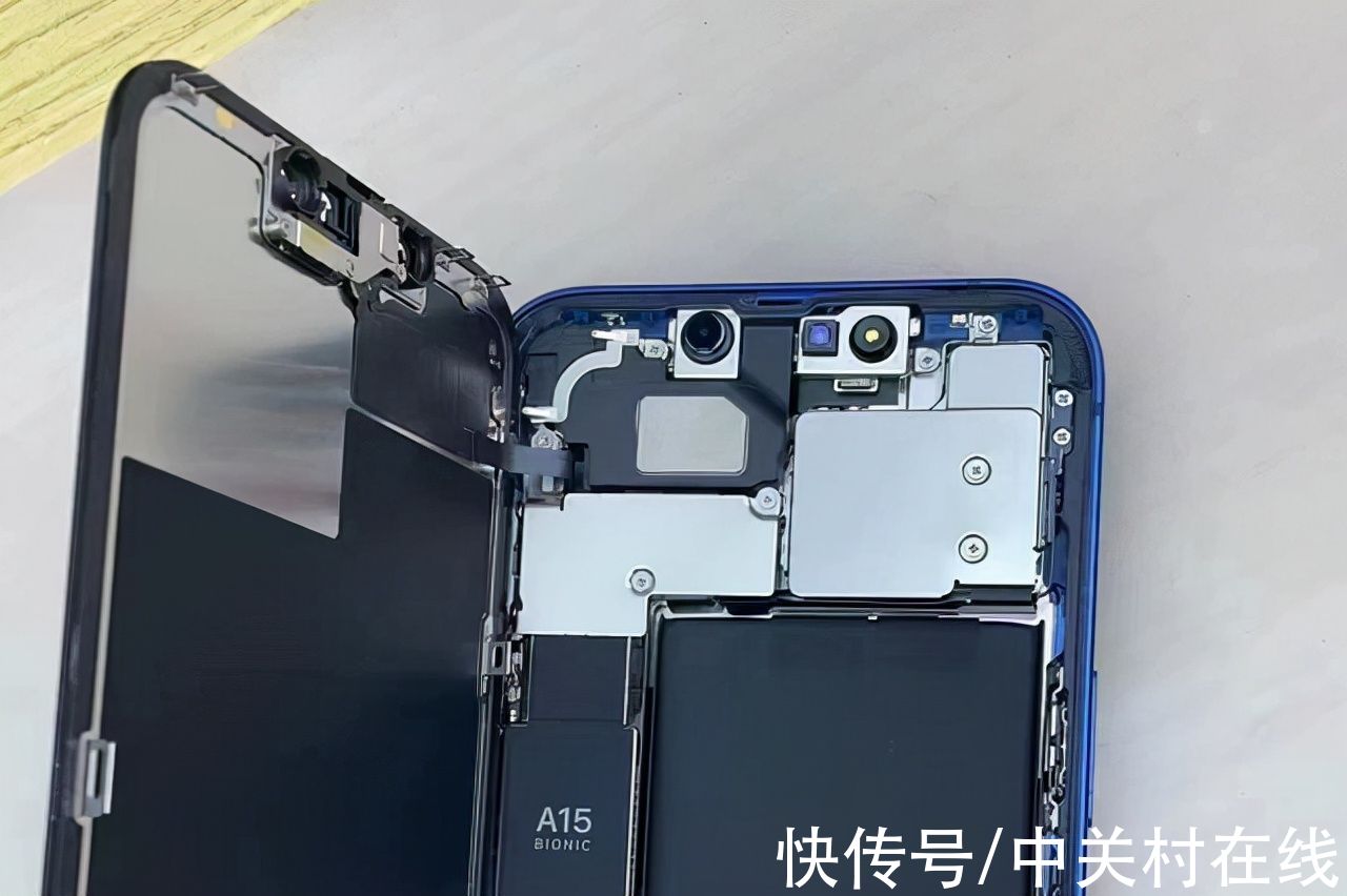 电池|iPhone 13被拆了！这次电池真的变大了