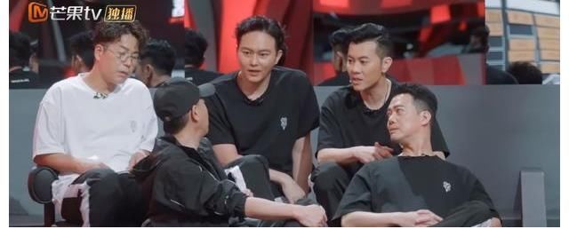 披荆斩棘的哥哥：陈小春招队友秒变山鸡哥，张智霖如同正派卧底