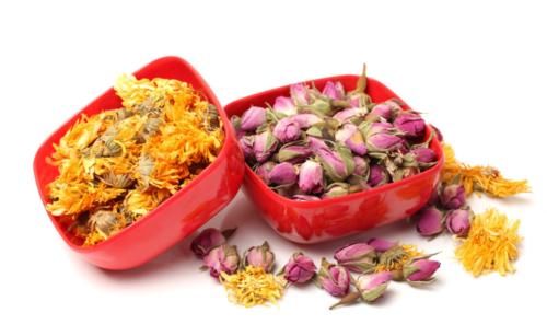 枸杞|枸杞与菊花“搭配”,是助眠的好帮手,清热养肝,缓解肝性失眠