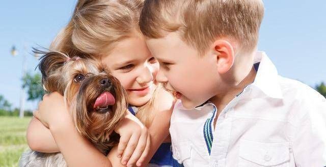 早恋|发现孩子常买这三种东西,很可能孩子早恋了,父母要及时干预