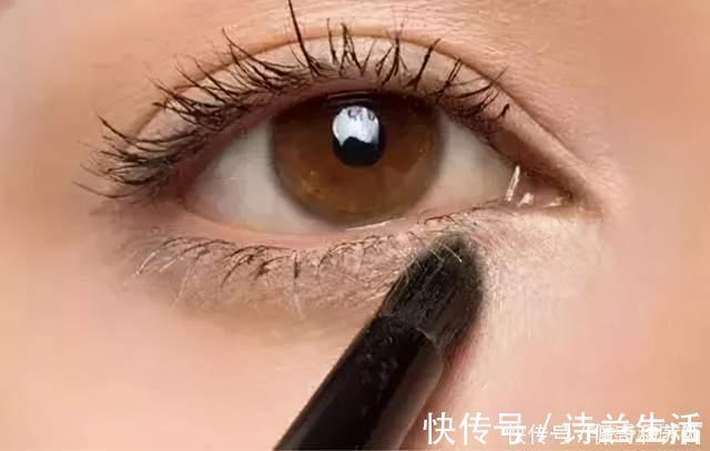 眼妆|最近大火的心机的无眼影妆容,太适合睫毛又长又美的你了!