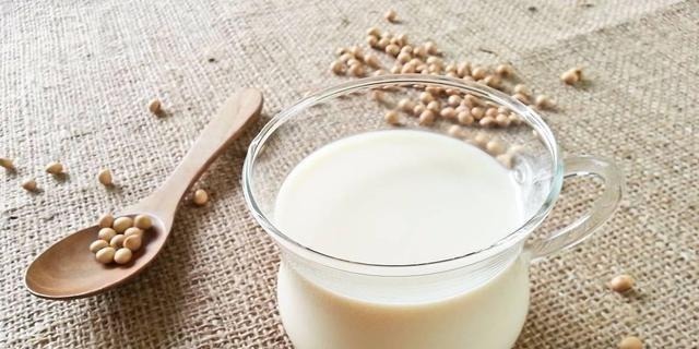 宝妈|小儿缺钙不能喝豆浆?提醒宝妈:若想孩子长个,3种食物要少喂娃