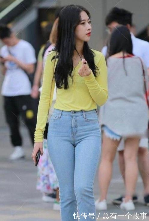 七分裤 黄色针织外套搭配七分裤,简约时尚,带着迷人的微笑!