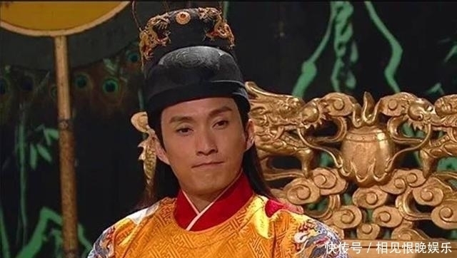 下联|朱棣出上联水无一点不成冰，一和尚对出下联，当即决定起兵造反