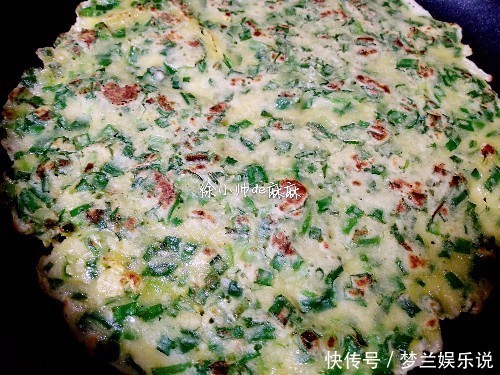 早餐|韭菜就爱这样吃,搅拌一下,再煎一下,我一次可以吃3碟!