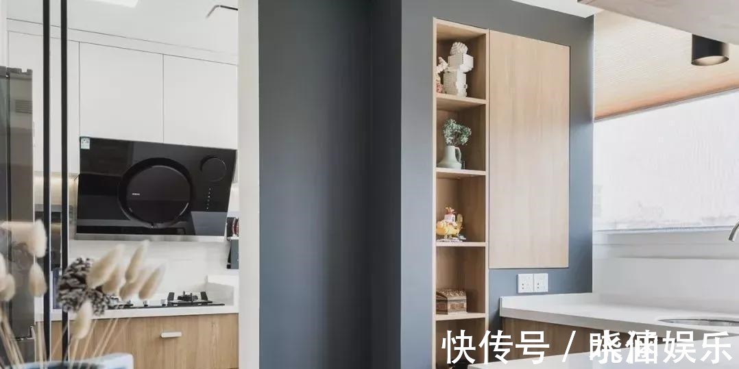 卫生间门|小夫妻78㎡小家比120㎡还宽敞,空间利用到极致,温馨又通透!