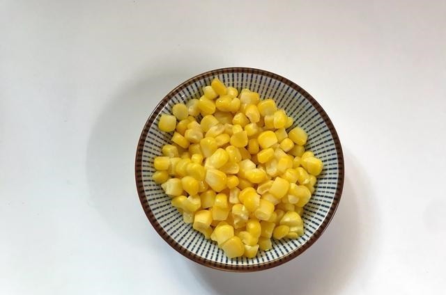 天冷早餐就吃它,不揉面不发面,软糯香甜,营养顶饱,做法超简单