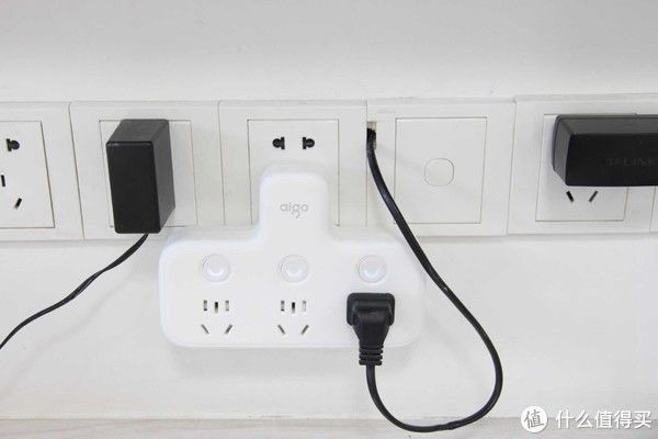 插孔|家里插座不够用?不存在aigo 2个插座转换器搞定,还带快充功能