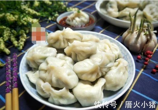 韭菜饺子|韭菜饺子，怪不得不鲜香，全靠它来提味，胜过肉馅，不知道可惜了