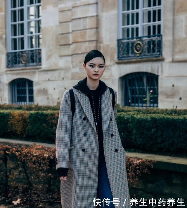 时尚达人 大衣不露脚踝,一样穿出高级感!时尚达人亲自示范,时髦又保暖!