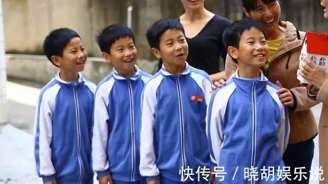 卧室|一家7口挤55㎡，四胞胎孩子挤一床，设计师爆改成小别墅
