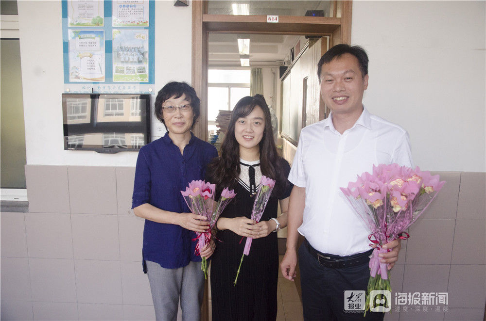 青島一中|教師節(jié)第七屆“黃曉明三優(yōu)獎助學(xué)金”在青島一中正式開啟